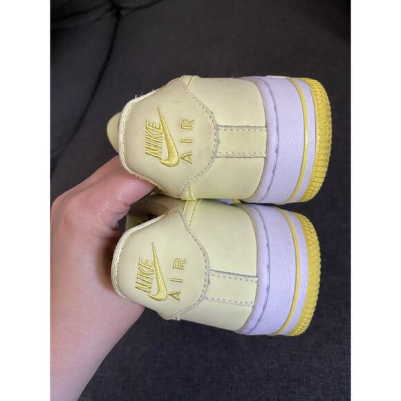 Nike Air Force 1 LV8 (GS) Shoes Size 5.5Y Citron Tint Style - Picture 6 of 16